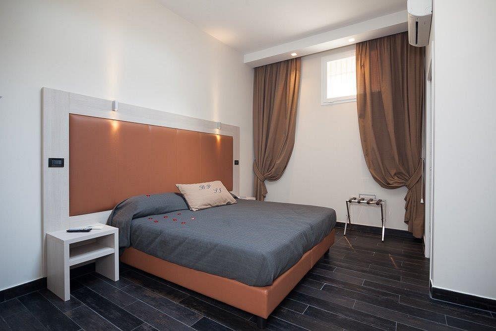 Borgo Pio Suites Inn Рим Екстериор снимка