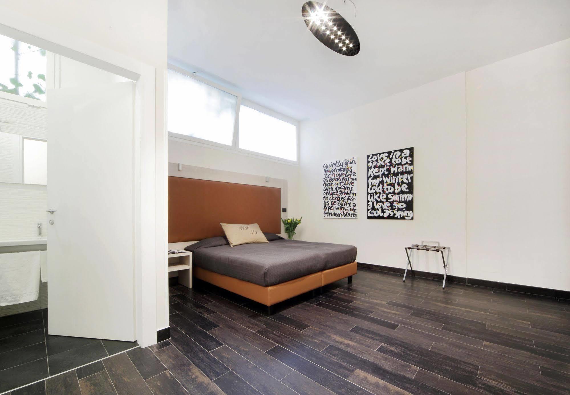 Borgo Pio Suites Inn Рим Екстериор снимка
